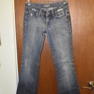 Vintage Paige Low-Waisted, Bootcut Jeans